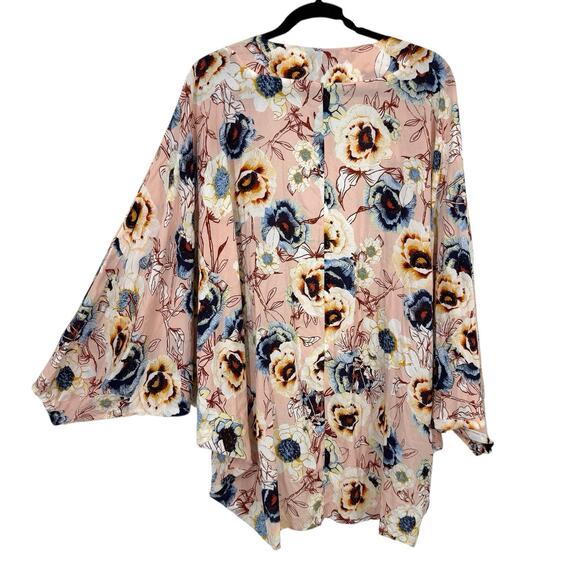 Maurices NEW Floral Cocoon Kimono Size S/M Open - Picture 2 of 11